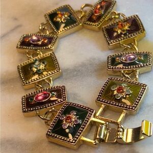 Beautiful, colorful stones and gold tone bracelet